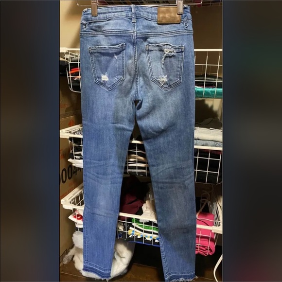 Zara Ripped Skinny Jeans - Picture 3 of 5